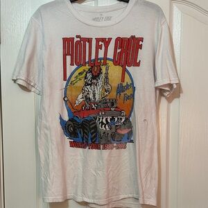 2021 Motley Crue very used T-shirt size Medium. Hole on left side